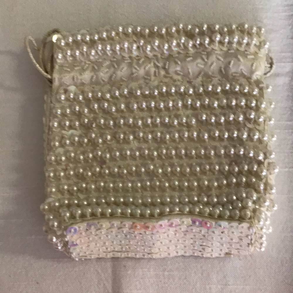Drawstring Bag with Beads & Sequins- Ivory